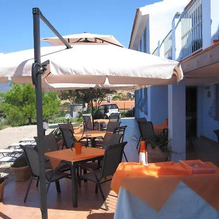 בית הארחה Pischinas